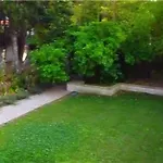 Apartment Elegant 3-br Garden - 5 Min Walk To - Behind Martinez Cannes